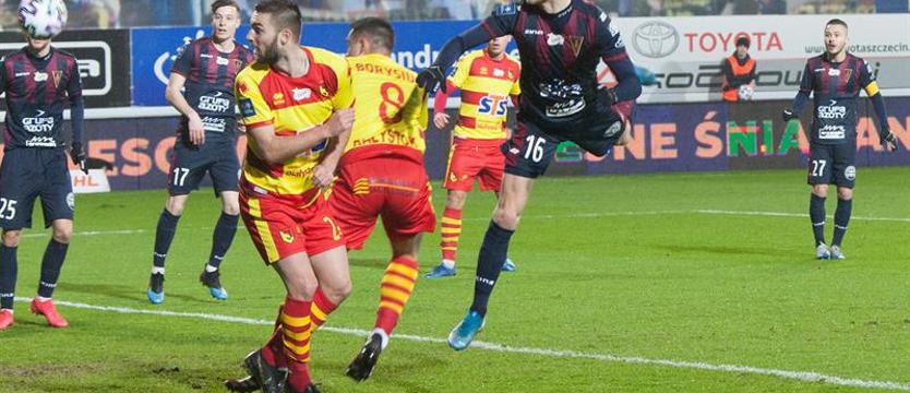 Piłka nożna. Ekstraklasa rusza 29 maja, orliki otwarte od 4 maja