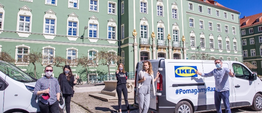 IKEA wyposaża mieszkania dla medyków