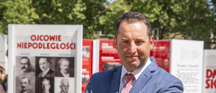 Krajobraz po przetoczeniu się dwóch walców. Nasz kraj poniósł największe straty