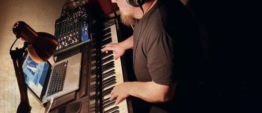 Wspaniały gest. Pieniądze na płytę pianista odda na leczenie Natalii