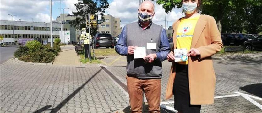 Podziękowania dla pielęgniarek i położnych
