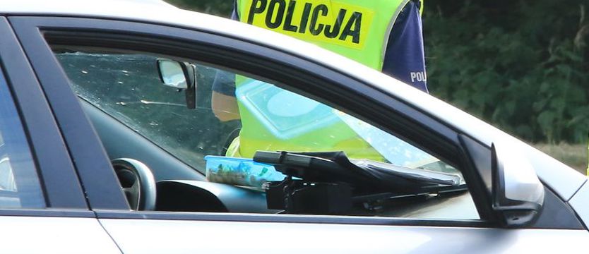 Poszukiwany i trafiony. Skuterem „popłynął" za kraty
