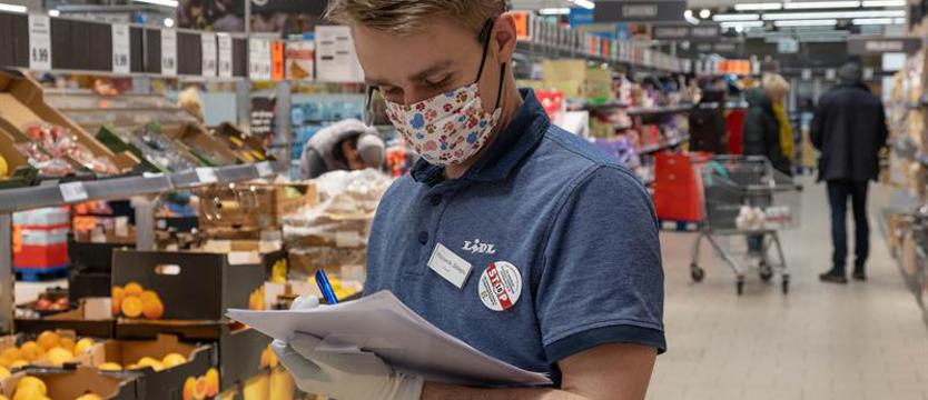 Przebadajmy nauczycieli. Szczecin z apelem do premiera
