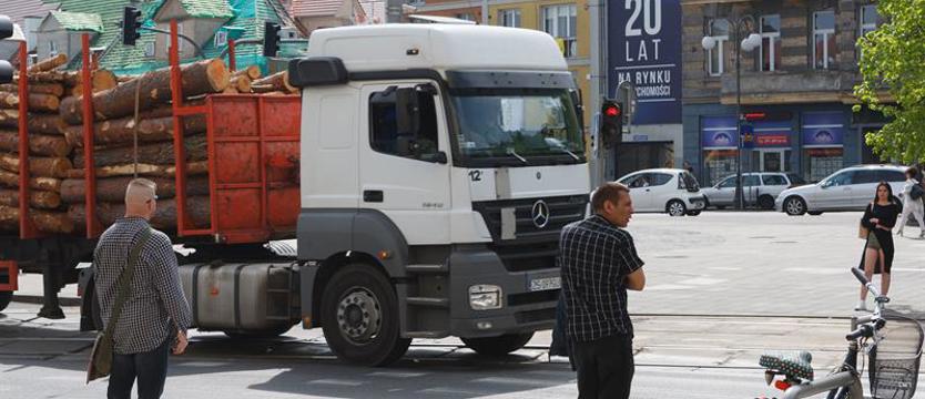 Nie wszędzie mniej ofert pracy. Dziewięć tysięcy dla dźwigowego