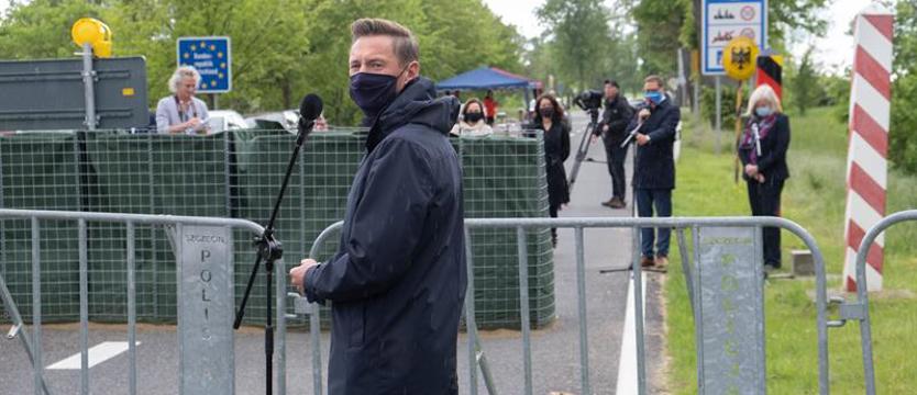 Marszałek apeluje o otwarcie granic