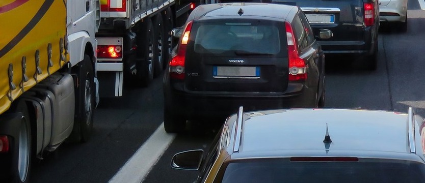 Trzy ciężarówki i auto osobowe zderzyły się na S3 koło Wolina