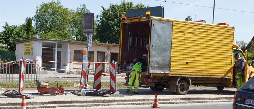 Zderzenie na krzyżówce Mickiewicza z Poniatowskiego. Pirat drogowy w areszcie