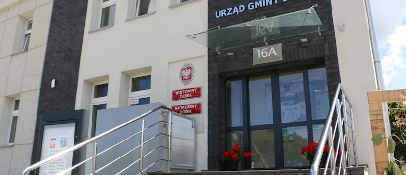 Referendum w Dobrej. Wójt Teresa Dera nie straci stanowiska