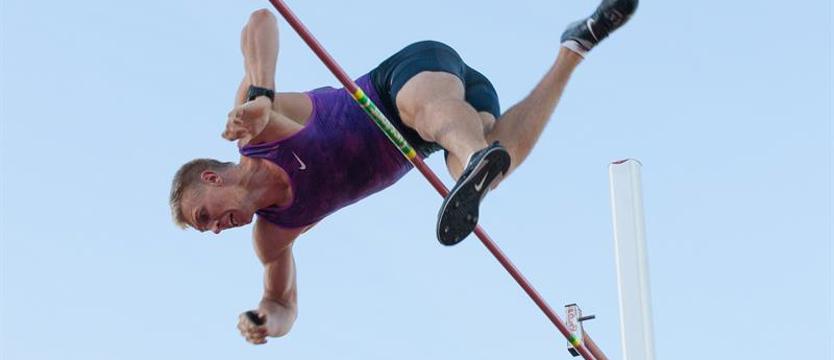 Lekkoatletyka. Pierwsze starty Piotra Liska