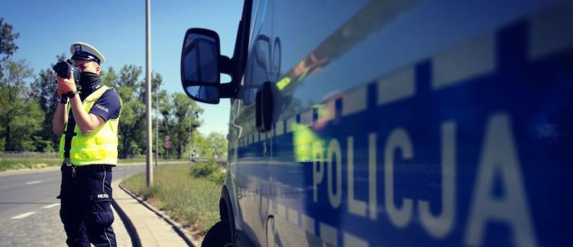 Zatrzymany za przekroczenia prędkości miał aż dwa zakazy prowadzenia pojazdów