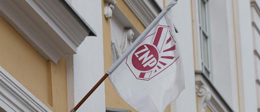 Jak dyscyplinować nauczycieli?