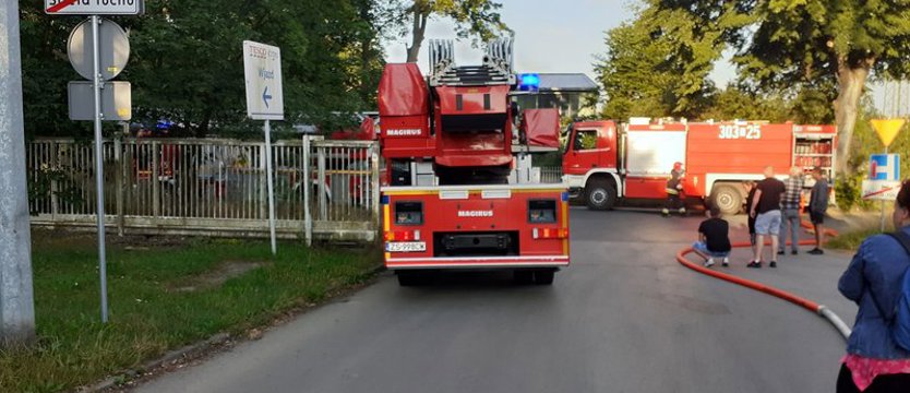 Pożar domu przy ul. Białowieskiej w Szczecinie