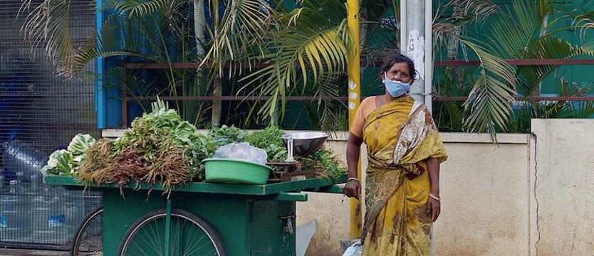 Piąty dzień z rzędu ponad 45 tys. zakażeń koronawirusem w Indiach