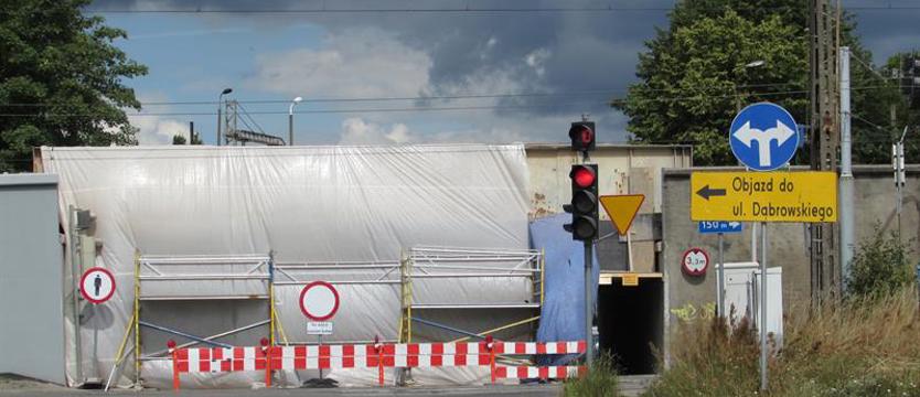 Bez przejazdu pod wiaduktem na ul. Kolumba jeszcze przez tydzień