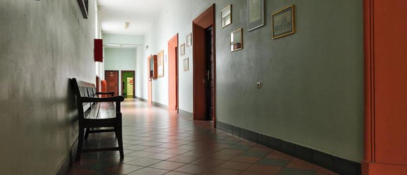 Szkoła przed pierwszym dzwonkiem. Więcej pytań niż odpowiedzi