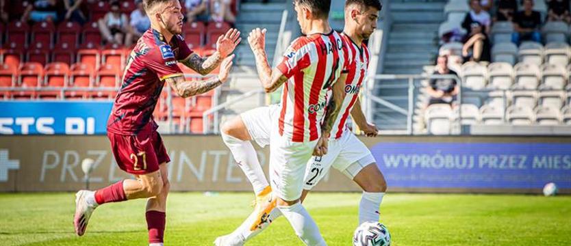 Piłka nożna. Listkowski i Kowalczyk w kadrze