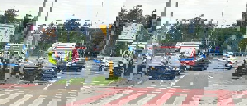 Trzy auta zderzyły się na skrzyżowaniu Chopina i Wszystkich Świętych