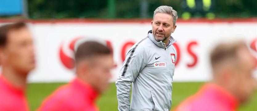 Piłka nożna. Selekcjoner i jego współpracownicy
