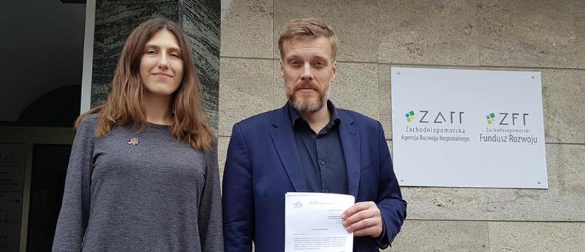 Kosmos rozpoczyna działalność. Zandberg złożył interwencję poselską