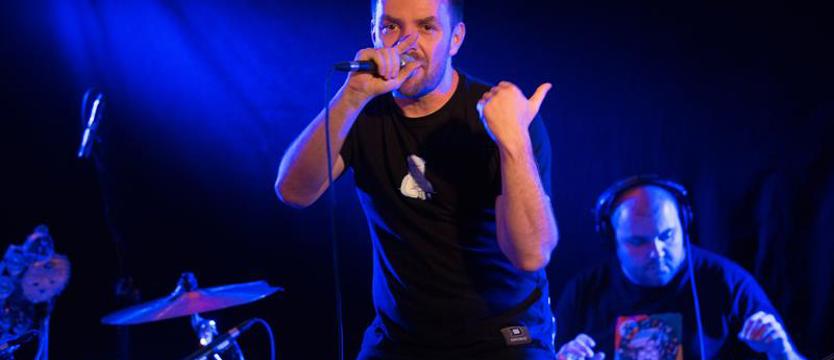 Napisali utwór o mieszkańcach tej ulicy, a teraz tu wystąpili. Łona i Webber na Niebuszewie