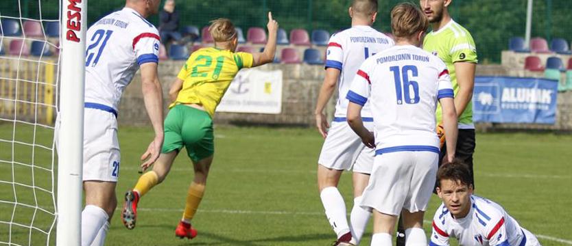 Piłka nożna. Chemik wygrał z Pomorzaninem