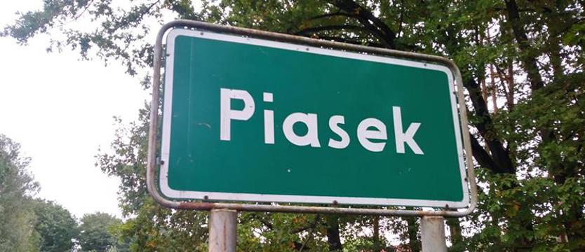 Spór o szkołę. Rodzice bronią placówki
