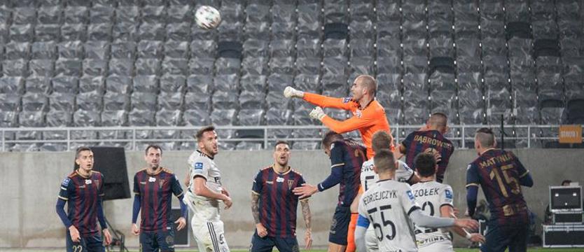 Piłka nożna. 32,2 mln zł przychodów Pogoni