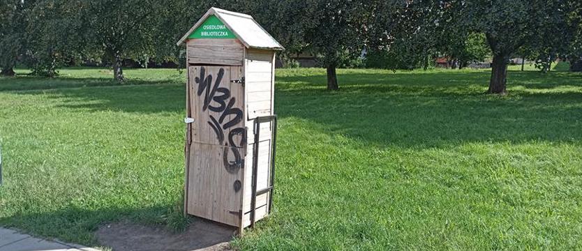 Osiedlowa biblioteczka skrywa w sobie nie tylko książki