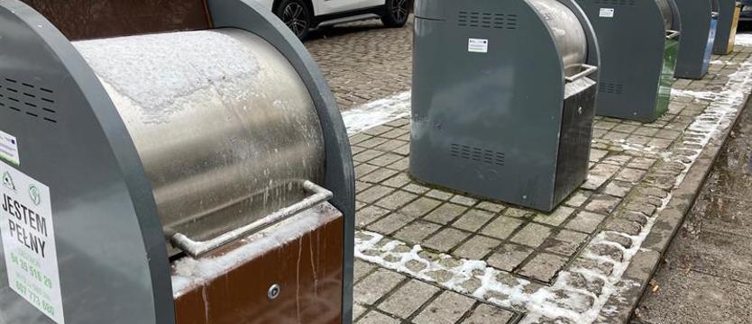 Pojemniki podziemne na odpady – za ile i kiedy? Dostawców sporo, ale się cenią