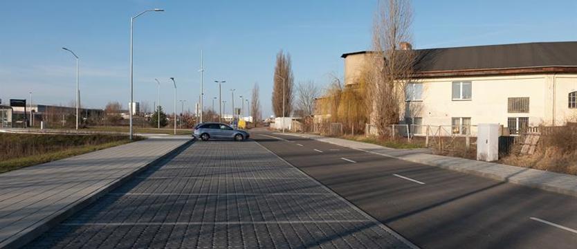 Park & Ride przy dworcu Dąbie