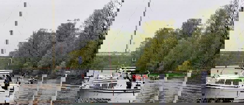 Przeszukują linię brzegową Odry. Trzeci dzień poszukiwań dwóch zaginionych nastolatków z Lubuskiego