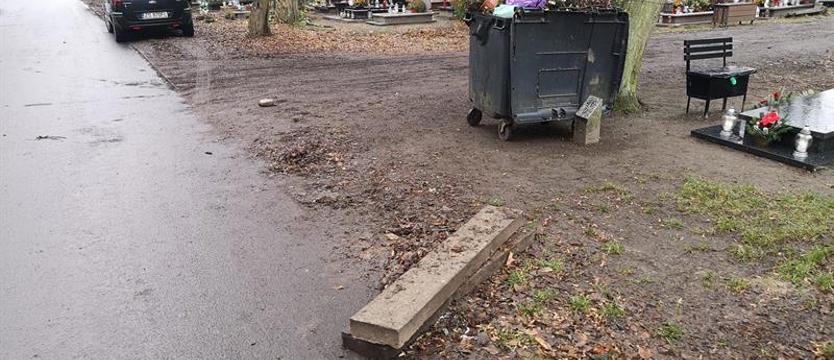 Na Cmentarzu Centralnym. Nie każdy kamieniarz to prawdziwy fachowiec