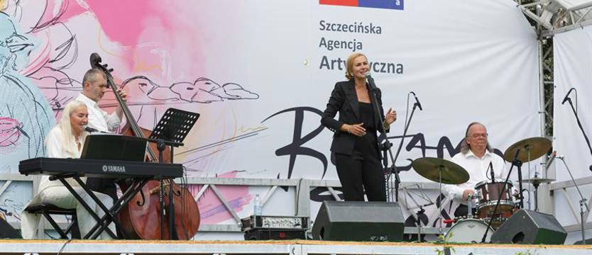 Niedziela na Różance. Piosenka jest dobra na wszystko!