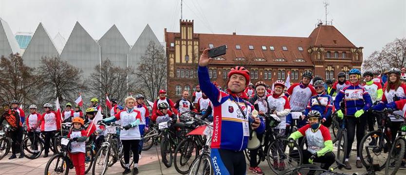 Biało-czerwony rajd przez Szczecin