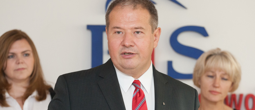 Dobrzyński: usunąć pomnik!