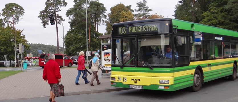 Trójka na Głębokie