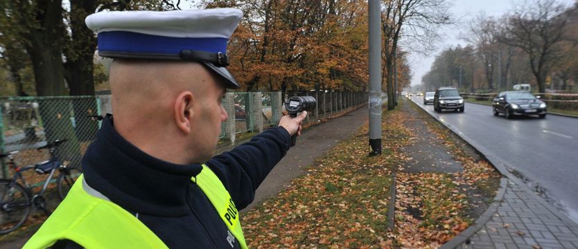Zbliża się Wszystkich Świętych i... akcja "Znicz"