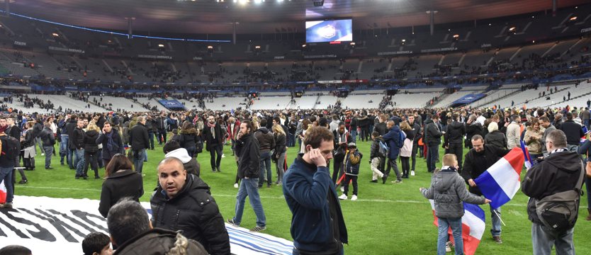 Piłka nożna. Terroryzm na paryskim stadionie (FILM)