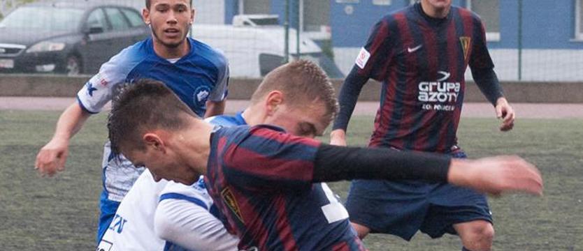 Piłka nożna. Wygrana juniorów