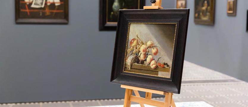 Tulipany zakwitną w muzeum