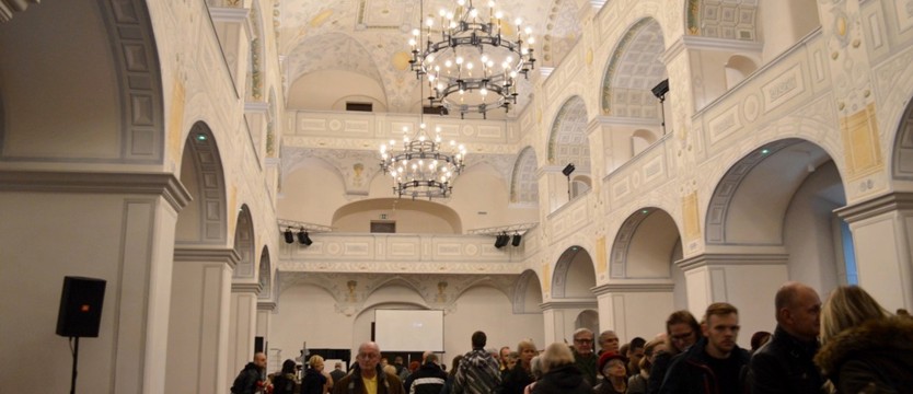 Tłumy na zwiedzaniu (film)