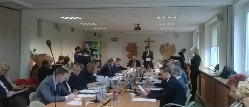 Burmistrz zaatakował mieszkańców