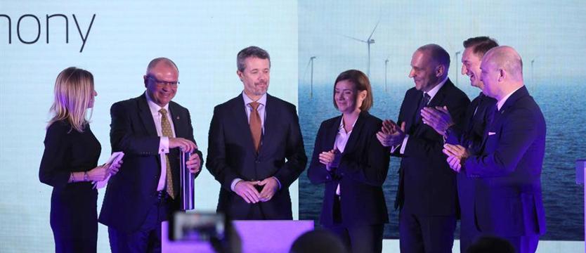 Vestas zbuduje fabrykę w Szczecinie. W obecności króla Danii wmurowali kamień węgielny