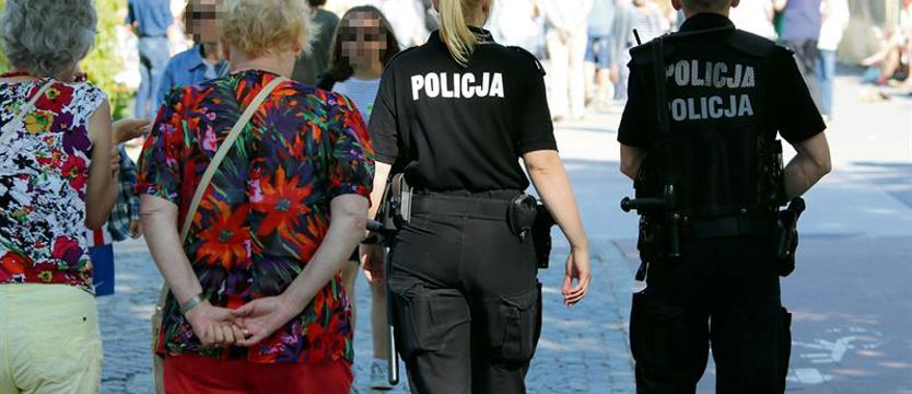 Kołobrzeg przygotowany do sezonu wakacyjnego. Rekordowa liczba policjantów