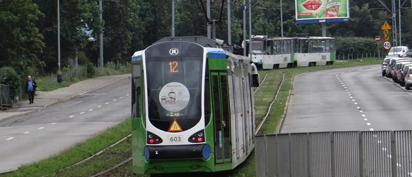 W komunikacji koniec lata. Powakacyjne odwieszanie i korekty