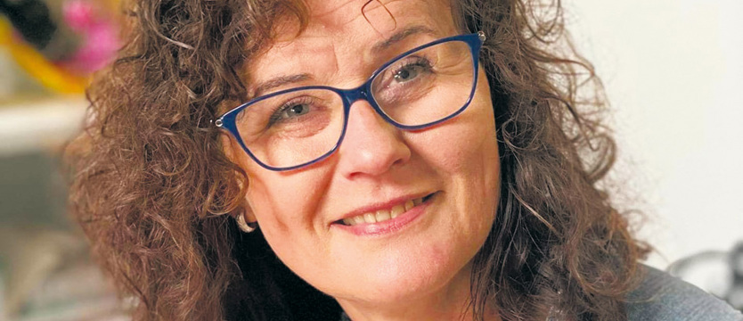 „Jeżeli nauczymy się zarządzać własnymi emocjami, to łatwiej będzie nam zrozumieć innych ludzi”. Trudne czasy tworzą dobrych liderów