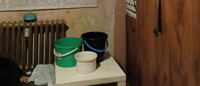 Mieszkańcom zalewa mieszkania. Będzie remont – obiecuje zarządca