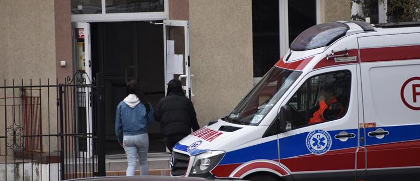 Część nauczycieli dziś żałuje, że nie wybrała innego zawodu. Agresja w szkołach narasta