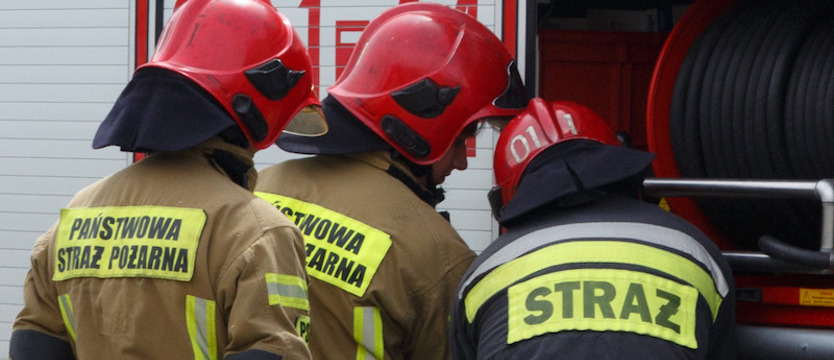 Mieszkańcy sami wynieśli dwie butle i ugasili pożar domu po wybuchu gazu