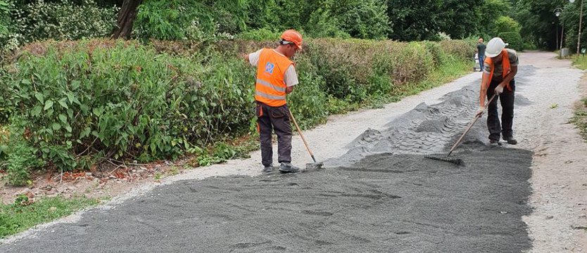 Nowa nawierzchnia na alei Fałata. Nie dla spacerowiczów i rowerzystów